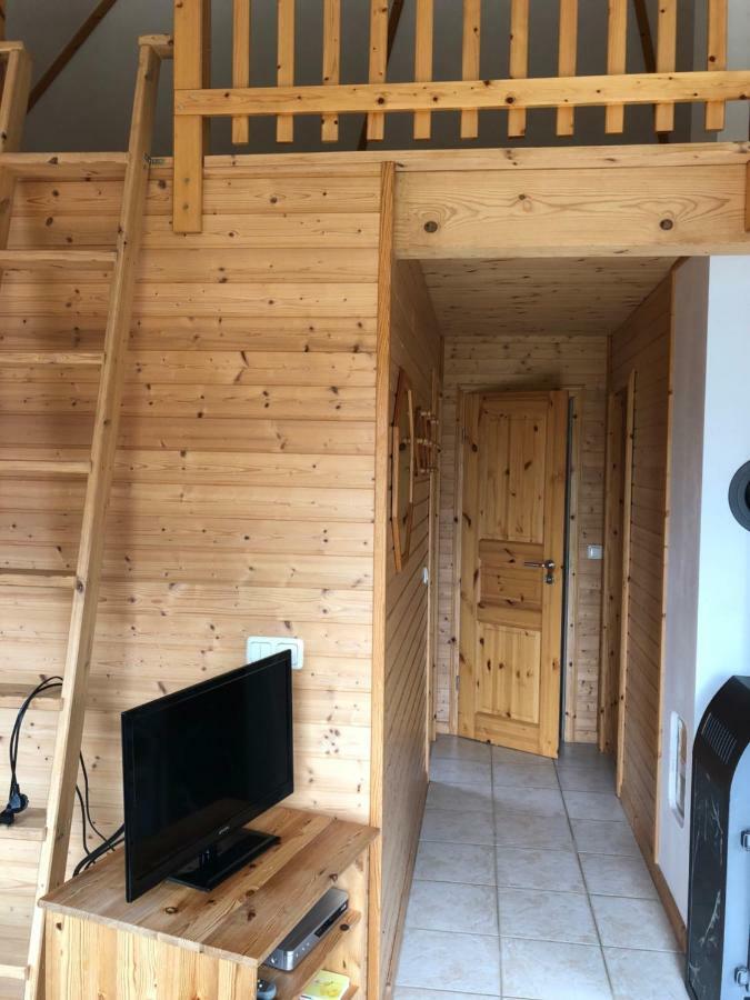 Ostseebungalow-Peters เบอร์เกอเรนเดอ-เรทวิช ภายนอก รูปภาพ