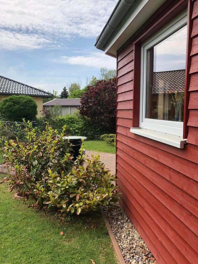 Ostseebungalow-Peters เบอร์เกอเรนเดอ-เรทวิช ภายนอก รูปภาพ