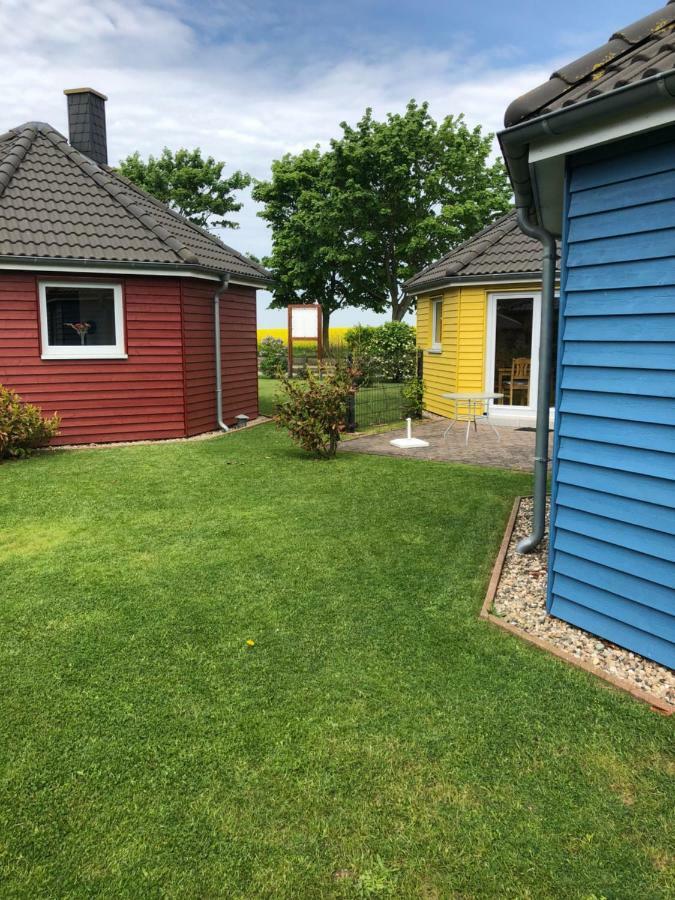 Ostseebungalow-Peters เบอร์เกอเรนเดอ-เรทวิช ภายนอก รูปภาพ